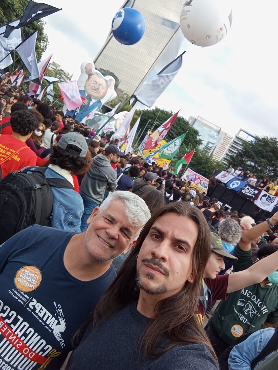 Marcha em defesa da educação e dos serviços públicos